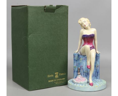 A boxed limited edition Kevin Francis model of Marilyn Monroe by Andy Moss. Condition Report. To be used as a guide only. Goo