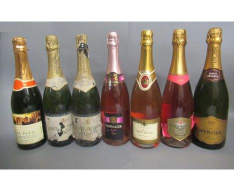 Seven bottles of sparkling wine, including two Veuve Vernay brut, one Dericbourg champagne rose, Mercier brut and others (Est