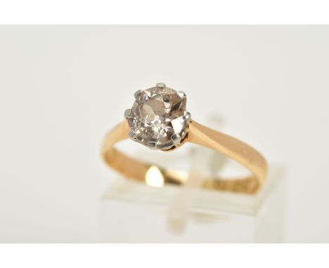 AN OLD CUT DIAMOND SINGLE STONE RING, estimated cushion cut diamond weight 1.15ct, colour assessed as K-L, clarity I1-I2, ple