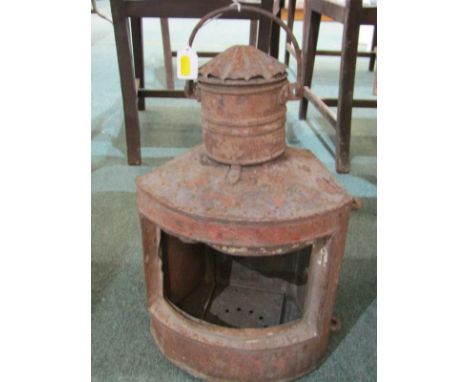 MARITIME, antique navigation light, rescued from "Our Lizzie" - PZ109, circa 1900 (needs restoration) 