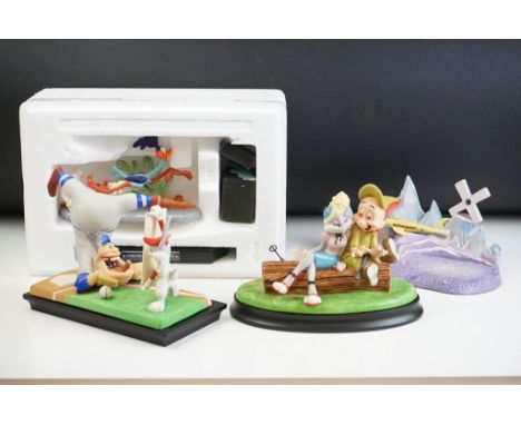 Four Goebel Looney Tunes limited edition spotlight collection figurines to include the Looney Tunes 'planet X' scape, 'Isn't 