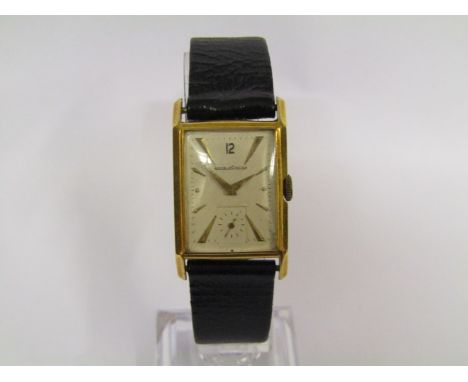 JAEGER-LECOULTRE: an 18ct gold cased gent's Art Deco wristwatch of rectangular form, silvered dial with dagger markers and su