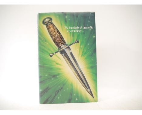 Philip Pullman: 'The Subtle Knife - His Dark Materials II', London, Scholastic, 1997, 1st edition, original green cloth lette