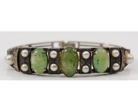 A silver, jadeite and cultured pearl bracelet, 62 x 45mm, 23gm 