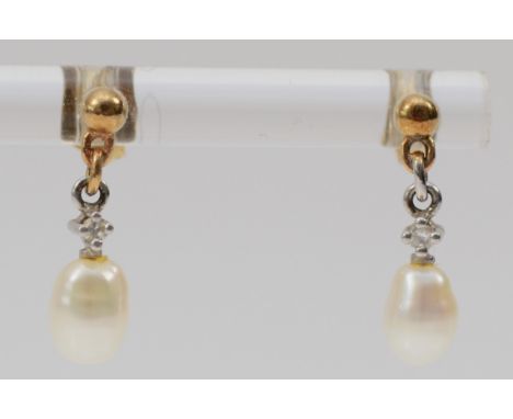 A 9ct gold pair of cultured pearl and diamond ear pendants, 10mm, 1.5gm 