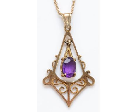 A 9ct gold amethyst openwork pendant necklace, pendant 25mm length, 2g 