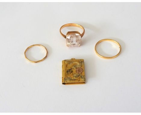 A gold ring, claw set with a cut cornered rectangular step cut very pale kunzite, detailed indistinctly 18 K, ring size N, a 