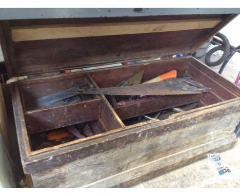PINE TOOL CHEST AND CONTENTS    LFO