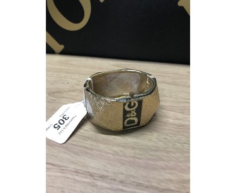 D & G  FASHION BANGLE WATCH