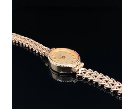 A VINTAGE 9ct HALLMARKED GOLD LADIES ROTARY QUARTZ WRIST WATCH. DATED 1986, BIRMINGHAM, SPONSOR MARK JAM. WEIGHT 12.47grms 