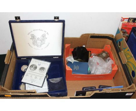 A collection of miscellaneous coins to include 1886 Liberty Dollar, 1992 one ounce fine silver dollar, Westminster 40th anniv