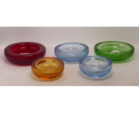 A Collection of Five Whitefriars Bullicante Bowls in Sapphire Blue, Ruby and other Colourways. (5) 