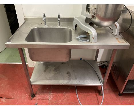 Stainless steel single sink unit with drainer and under-shelf- LOT SUBJECT TO VAT ON THE HAMMER PRICE - To be collected by ap