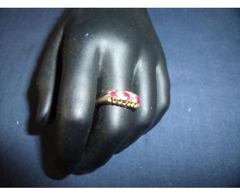 18ct gold ruby and diamond ring 