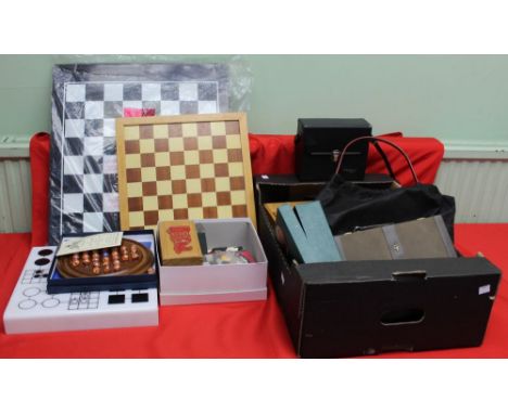 A quantity of games and other items, includes wooden Staunton pattern Chess set with board, Conran handbag, Swatch watch, cas