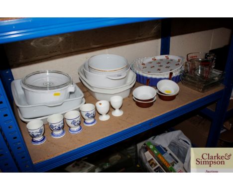 A quantity of kitchenalia to include Delft egg cups, cooking dishes, Pyrex jug 