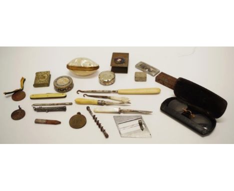 Extensive collection of memorabilia including boot hooks, memorial medals, Edward VIII brass vesta, miniature silver plated t