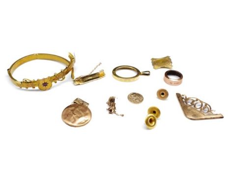 9ct yellow and rose gold jewellery group for parts includes marked Australian and English pieces. Dress studs, marked Aronson