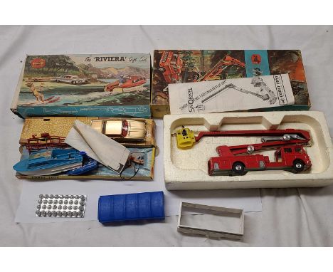 Two boxed Corgi toys sets comprising No. 31 The Riviera gift set and 1127 Simon Snorkel Fire Engine