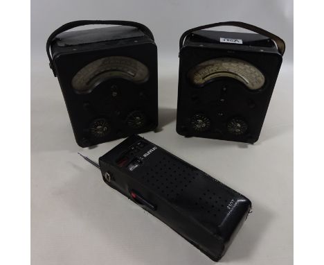 Military issue Model 7 Avo Meter, a model 40 Avo Meter and a Harvard CB radio (3) Condition Report Click here for further ima