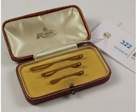 1920's triple set gold graduating tie-pins stamped 9ct in original box retailed by J C Vickery 145/147 Regent Street London s