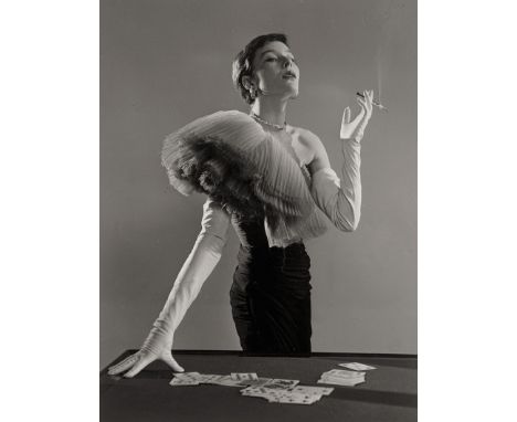 Maywald, Willy -- Fashion photo for Fath, Paris. 1953. Vintage gelatin silver print. 25,2 x 19,2 cm (30,2 x 23,8 cm). Signed 