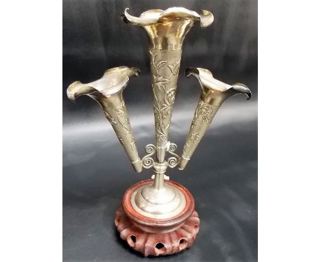 Good Chinese export silver three branch epergne, the three trumpet stems with wavy rims, the stems chased and embossed with f