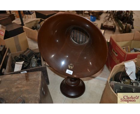 A BTH radio horn speaker