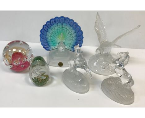 A box containing assorted glass ornaments / paperweights to include Cristal d'Arques figure of a Peacock, various figures of 