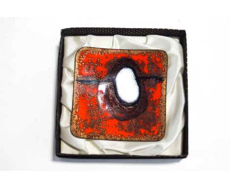 A Limoges enamel on copper dish, designed by Bernadette Lepinois, 10cm diameter