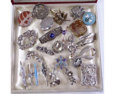 25 various brooches, including amethyst and enamel