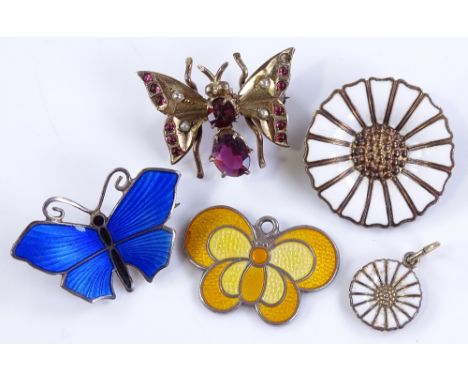 Silver and enamel butterflies, daisy pattern jewellery etc