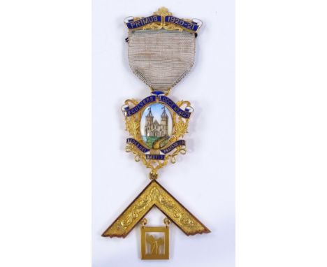 A 9ct gold and enamel Reculvers Lodge Masonic medal, gross weight 31g