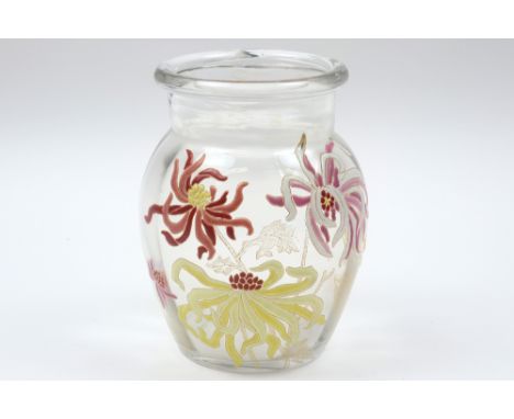 French Art Nouveau vase in clear glass with a floral decor in enamel (in the style of Legras) || Franse Art Nouveau-vaas in k