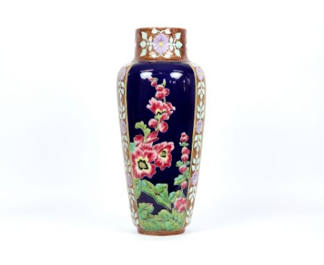 Art Nouveau vase in St-Amand marked ceramic || Art Nouveau-vaas in faïence, gemerkt "St-Amand", met een floraal emaildecor  -
