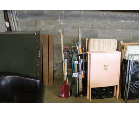 A quantity of long handled gardening tools 