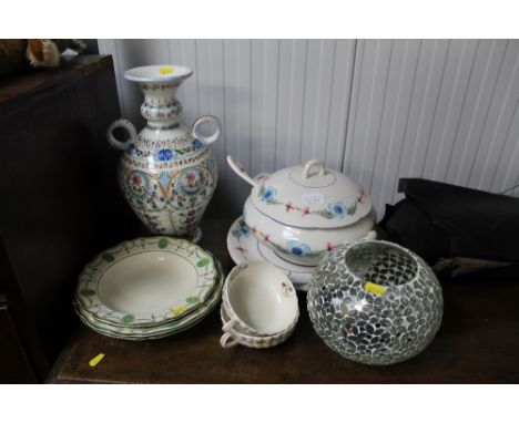 A quantity of Royal Doulton Countess dinnerplates; twin handled pottery vase; Copland Spode soup bowls; tureen and cover and 