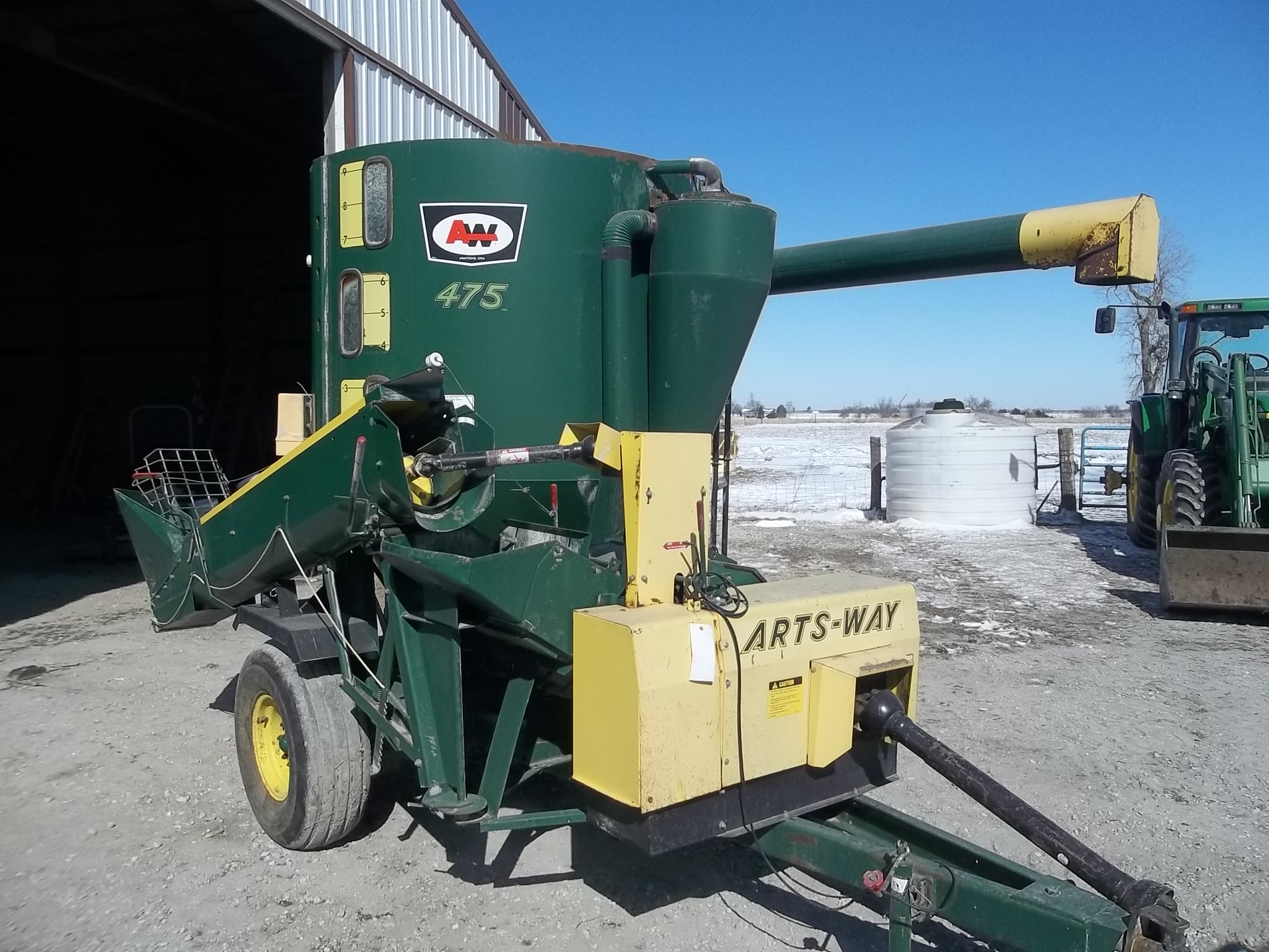 ArtsWay 475 Grinder/Mixer 540 PTO, WeighTronix digital scale