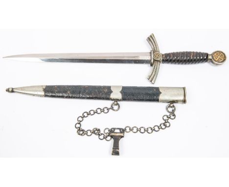 A Third Reich 1st pattern Luftwaffe officer's dagger, by Puma, Solingen, the blade having small Waffenamt mark and machine en