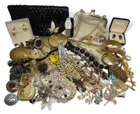 Collection of vintage jewellery, including a heavy gold plated bangle, a Pierre Cardin wristwatch, brooches&nbsp;marked Holly