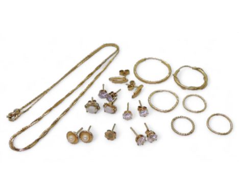A collection of 9ct gold and yellow metal items to include opal earrings, an (af) necklace and various stud and hoop earrings