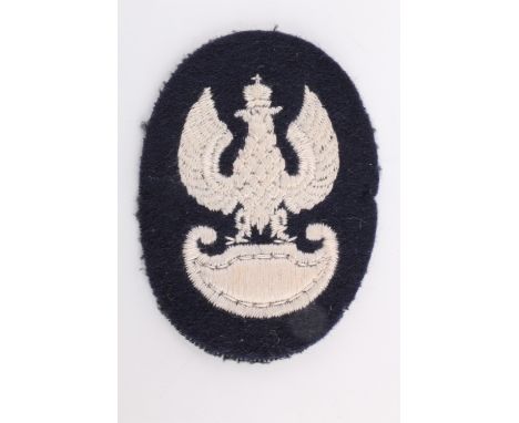 A Free Polish Army armoured troops embroidered cap badge 