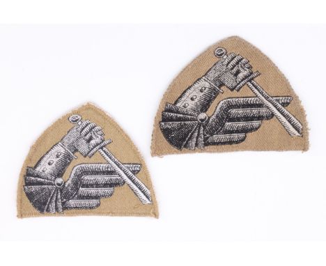 Two Free Polish Army 2nd (Warsaw) Armoured Division machine woven formation sign 