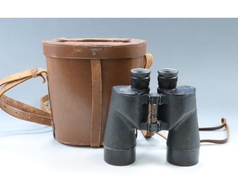 A cased set of 1943 US Navy Bu. Ships Mark I Mod 2 7 x 50 binoculars bearing British Ordnance broad arrow marks