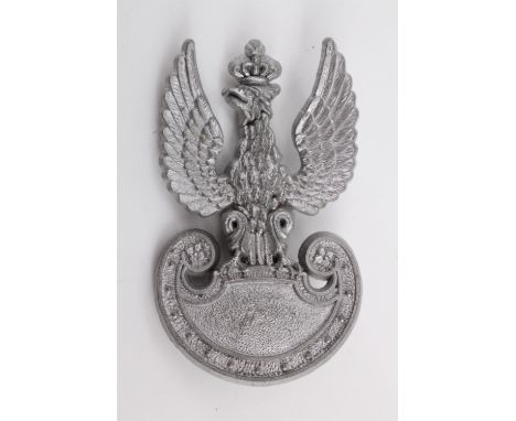 A Free Polish army plastic cap badge