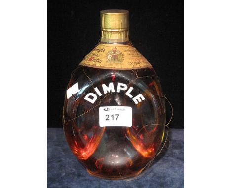 John Haig & Co Dimple old blended Scotch whiskey and contents with original gold finish wiring. 