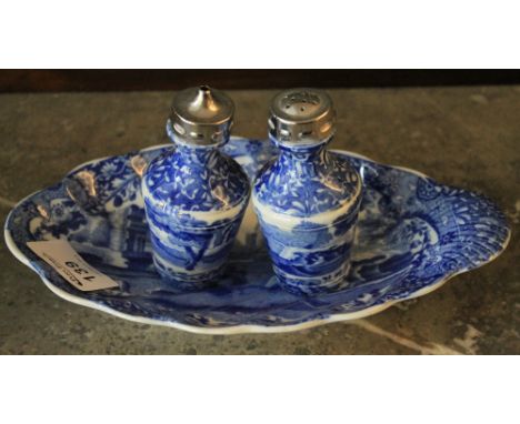 Copeland Spode Italian pattern blue and white china condiment set with similar matching oval shaped dish. Printed marks. (3)