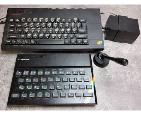 Retro computing &amp; gaming - a&nbsp;ZX Spectrum including User Guide &amp; Introduction &amp; User Guide Companion Cassette