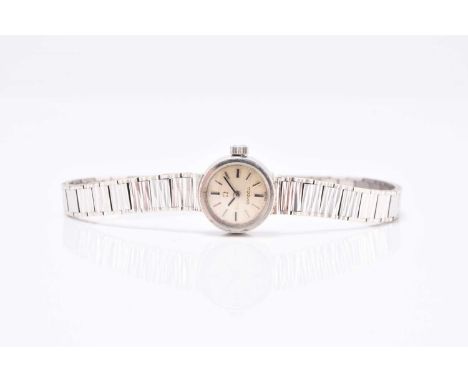 Omega: A lady's 9ct white gold bracelet watch Reference: 711.5732 Date: 1963 Movement: 17-jewel Cal.650 manual wind Dial: Bru
