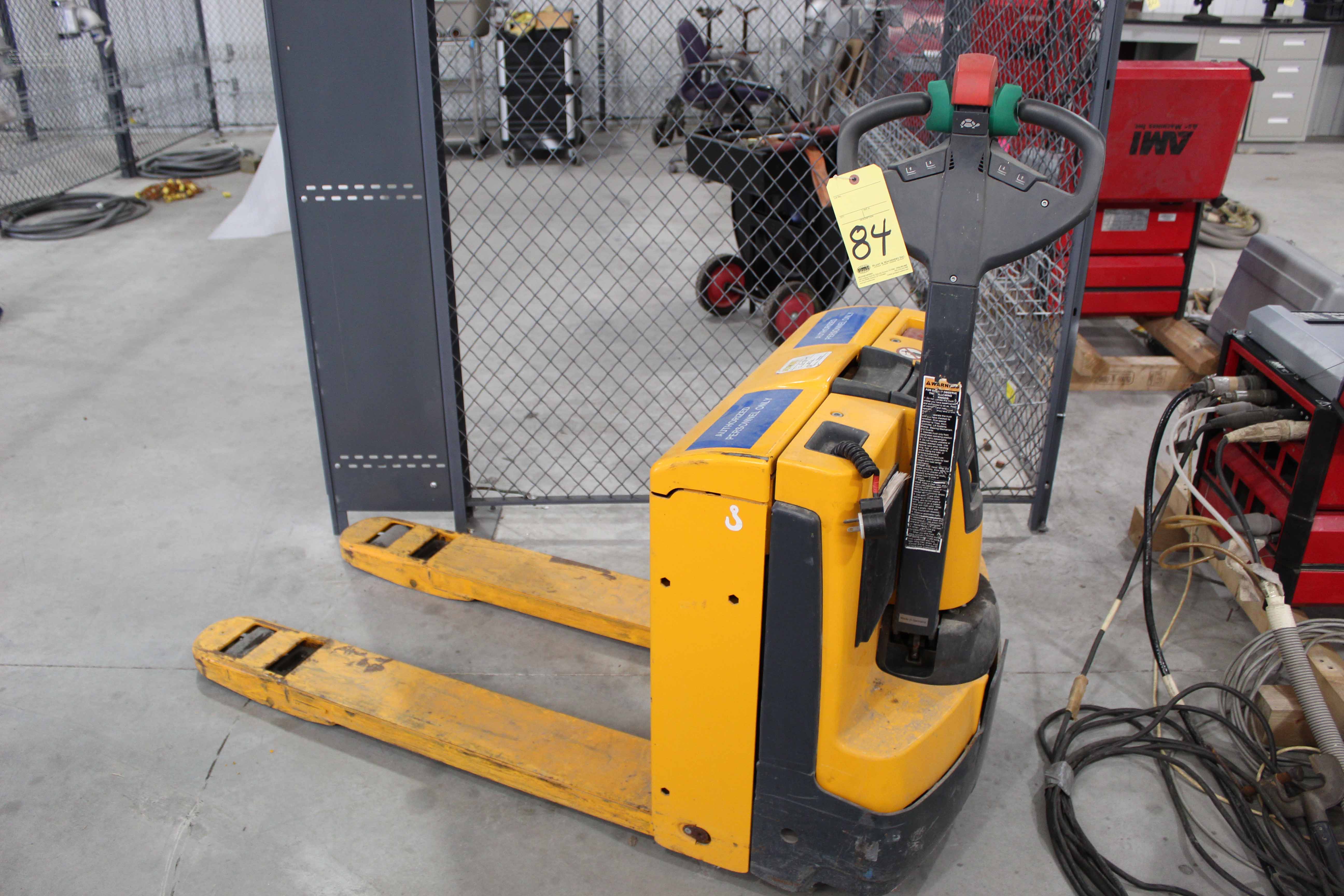 ELECTRIC PALLET JACK, JUNGHEINRICH 6,000 LB. CAP. MDL. EJE120